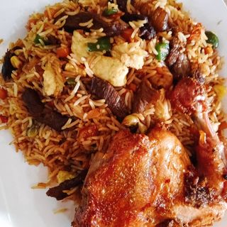 Basmati beef fiesta +grill chicken +plantain 