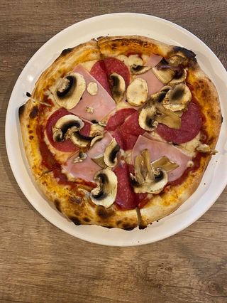 Pizza Capricciosa ok. 32cm