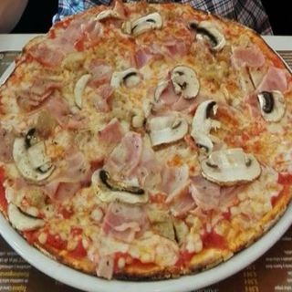 Pizza Jamón Y Champiñones (Mediana)