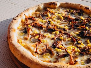 Піца з рваним мʼясом (630g)