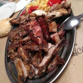 Parrillada Variada (Para 2 Personas)