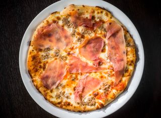 Pizza Tonno e Crudo Medie 