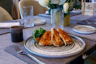 Puretina quattro formaggi sa kroketima