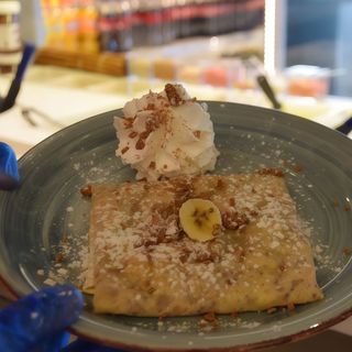 Crep Banana And Cookies