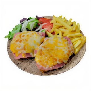 Escalope crujiente a la napolitana con patatas