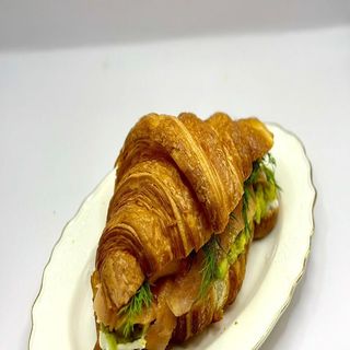  კრუასანი ორაგულით