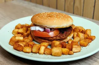 Burger sa svinjskim mesom