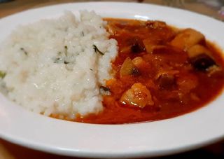 Pulpă de porc la tavă cu pilaf