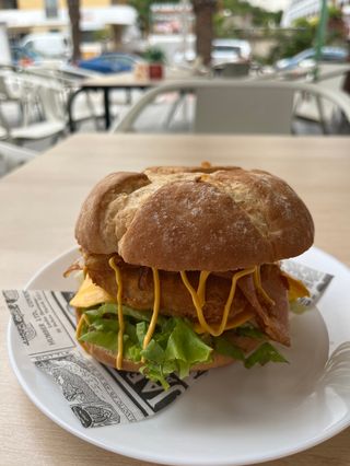 Burguer  Point  Pollo Crispy.