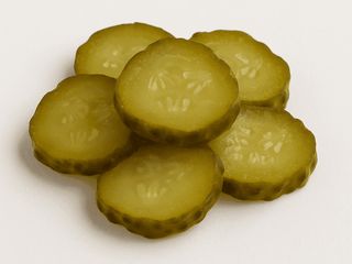 Огірок маринований