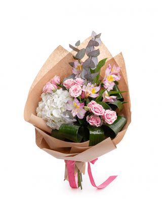 Buchet hortensii și trandafiri "Soft Elegance"