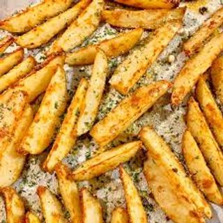 Cartofi prajiți cu parmezan si usturoi