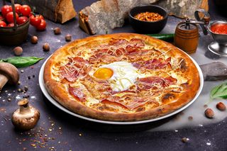 PIZZA CARBONARA