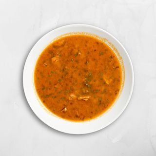 Pileći paprikaš i prilog