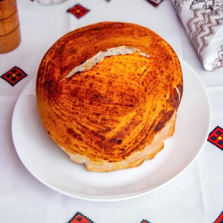 Tast tradițional de pui