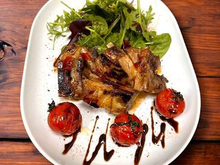 Ребра у кисло-солодкому соусі / Costolette in salsa agrodolce (350g)