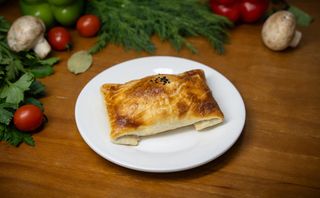 Самсы с курицей и сыром