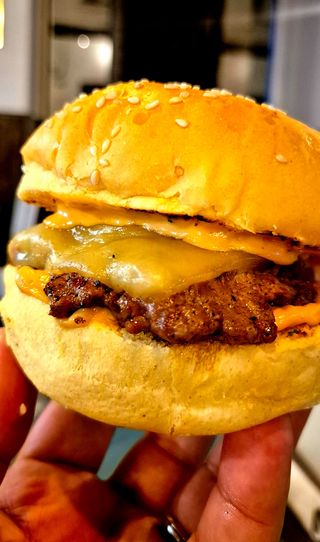 Benedicto Cheeseburger