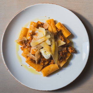 რიგატონი ბოლონეზე