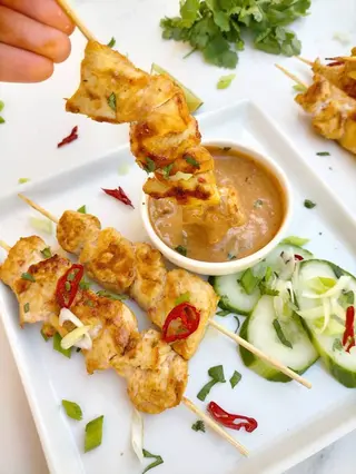 Sate De Pollo (3 Uds.)