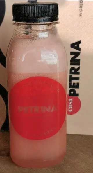 Fresh grapefruit 