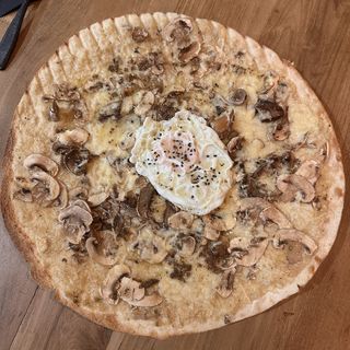 Pizza Tartufi E Funghi