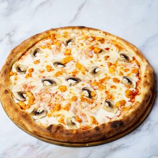 Пицца с курицей и грибами