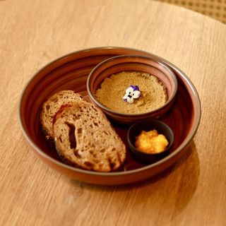 Пате из куриной печени с апельсиновым конфитюром