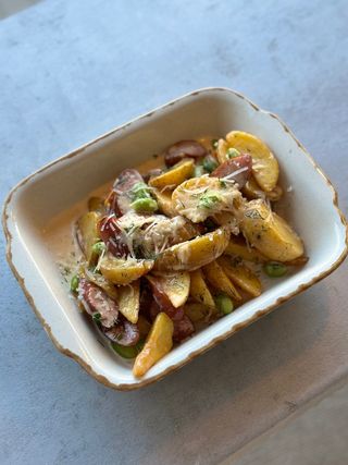 Картопля з ковбасками