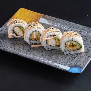 88.Uramaki de pollo frito, lechuga (4 uds.)