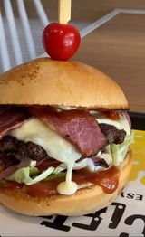 farmer burger & Boisson Gazeuse