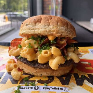 MAC'N CHEESE Burger