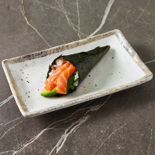 Temaki salmone avocado