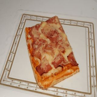 Pizza De Jamón York Y Bacon (28 Cm.)