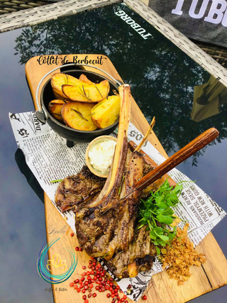 Cotlet de berbecut cu cartofi