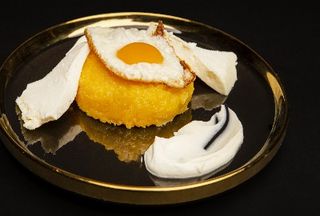 Mamaliga ,branza,ou,smantana 