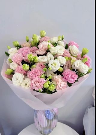 Buchet din eustome Mix