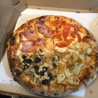 Pizza quatro stagione