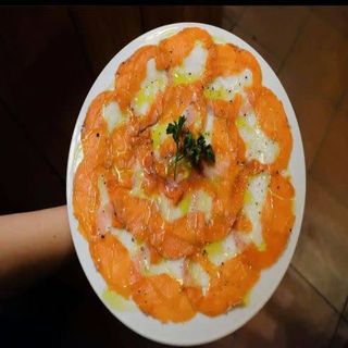 Carpiccio de salmón salvaje y bacalao