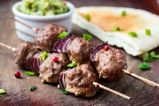Plat Brochette De Viande Hachée