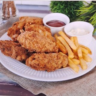 Piatto alette di pollo