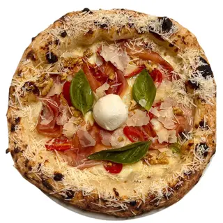 Crudo e Nuci + Bevanda in omaggio