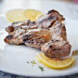 Свинска вратна пържола (200г)