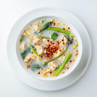 Tajska zupa pikantna z kurczakiem 300ml