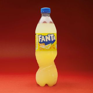 Fanta de limón