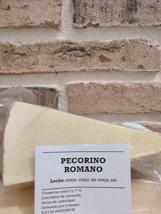 Queso Pecorino Romano 200 gr aprox.
