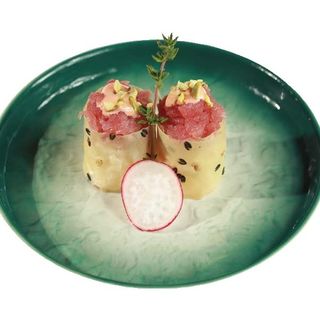 133. Gunkan de atún picante (2 pzs.)