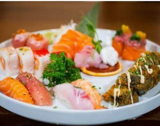 Fusão - Sushi to Sashimi (20 Peças)