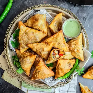 Paneer Samosa (3Pcs)