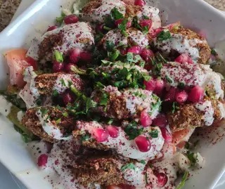 Sałatka falafel